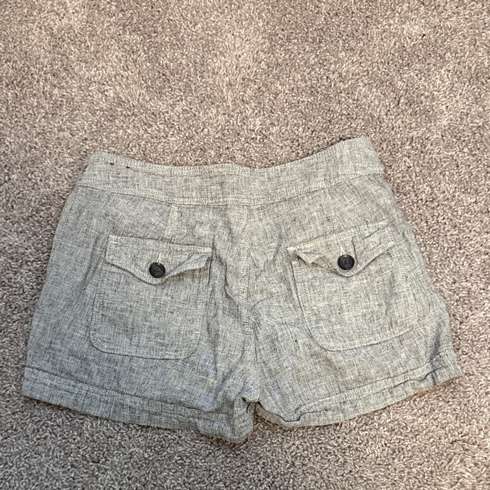 Express Women's Gray Linen-Blend Button Front Sailor Shorts - Picture 3 of 7